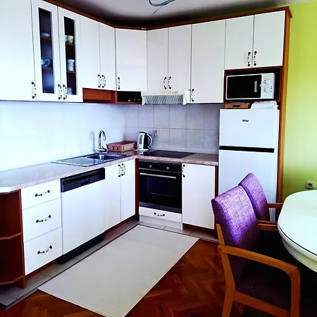 Apartment Family With A Sea View And A Free Parking *