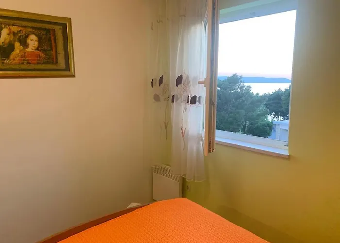 Apartment Family With A Sea View And A Free Parking