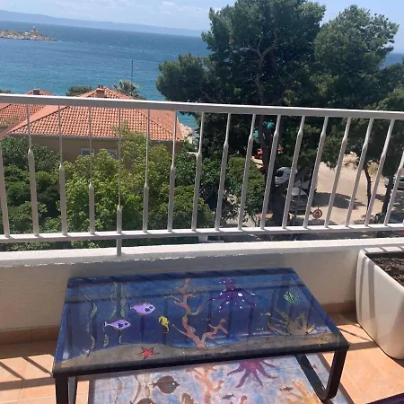 Apartment Family With A Sea View And A Free Parking