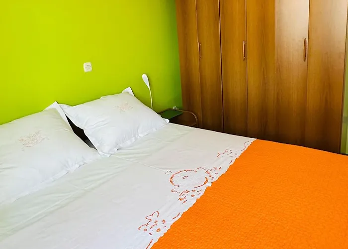 Family With A Sea View And A Free Parking Lägenhet Makarska